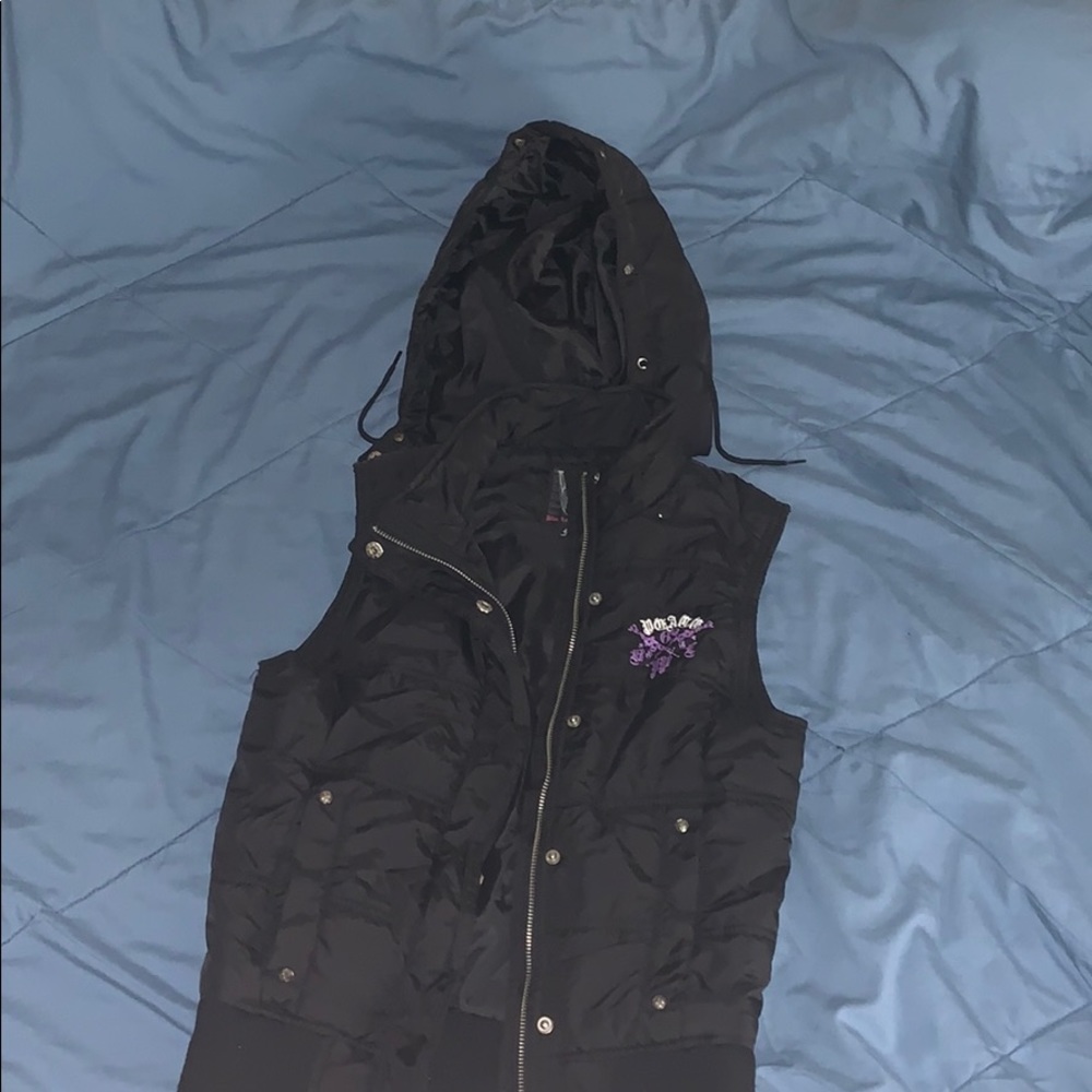 Black vest with detachable hood